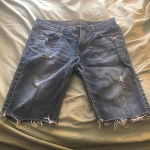 Cut-off Jean shorts